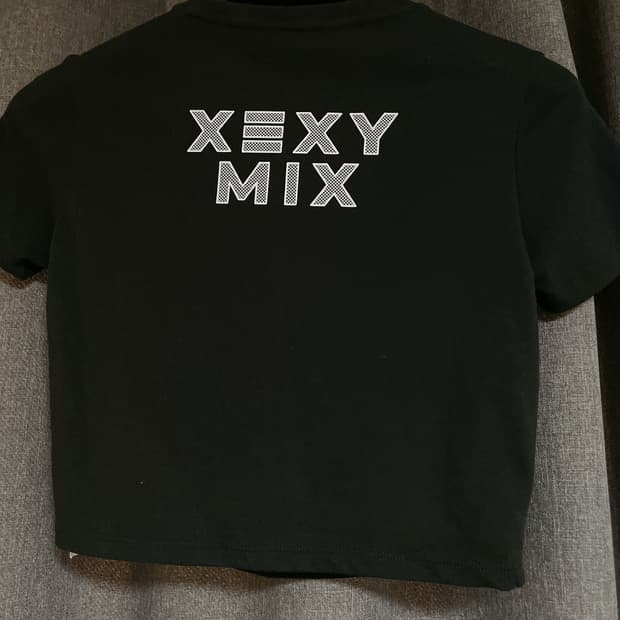 젝시믹스 크롭티