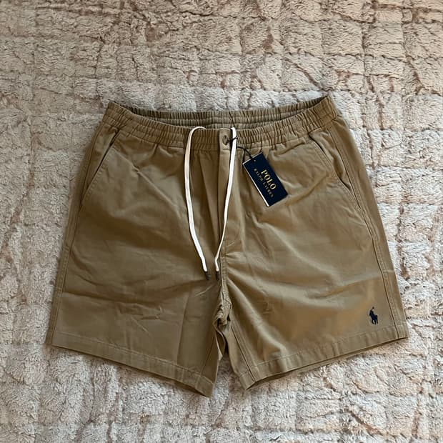 폴로 랄프로렌 프렙스터 반바지
클래식핏 탄베이지 M