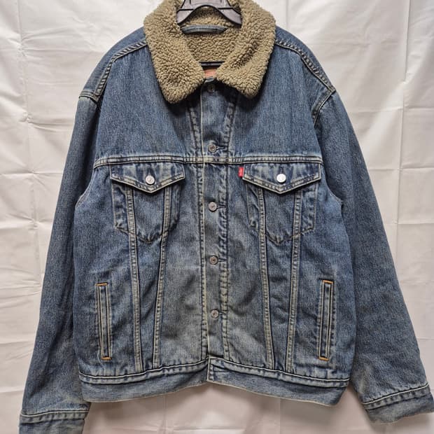 리바이스 양털자켓