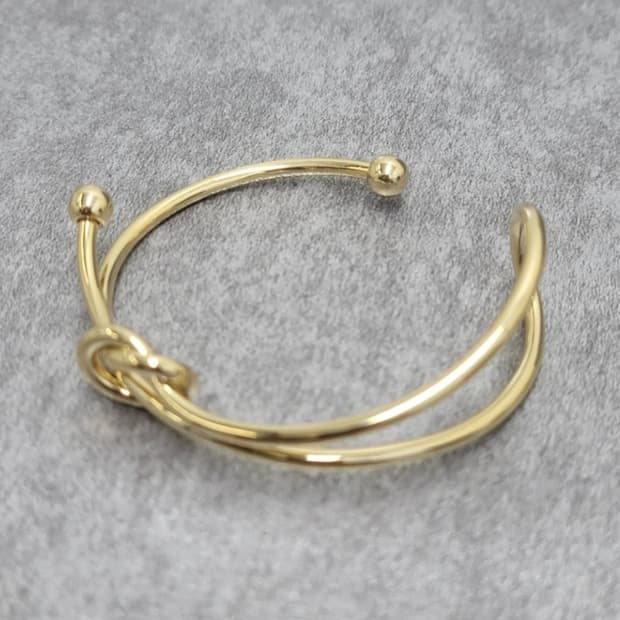 bangle bracelet