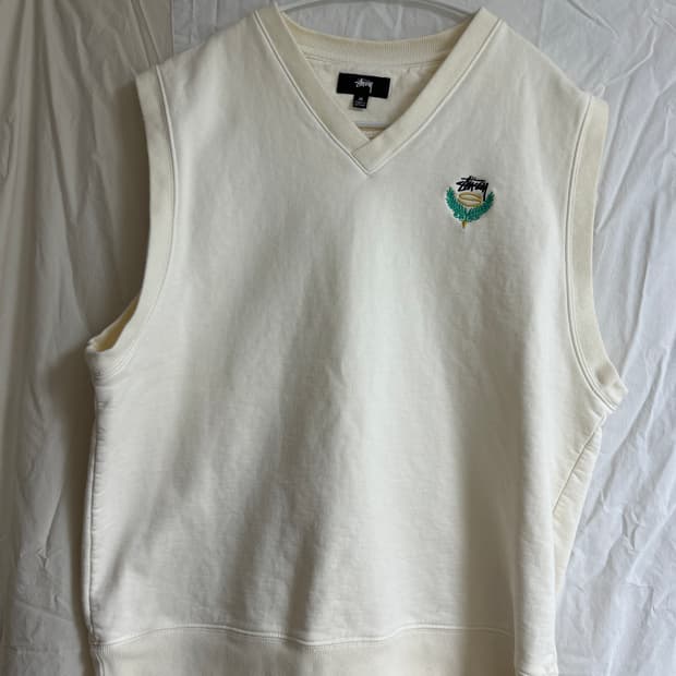 Stussy 스투시 브이넥 베스트 (m)