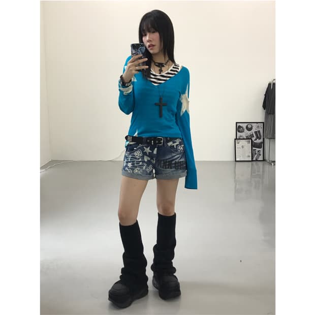 Lorena Antoniazzi Stars Sweaters