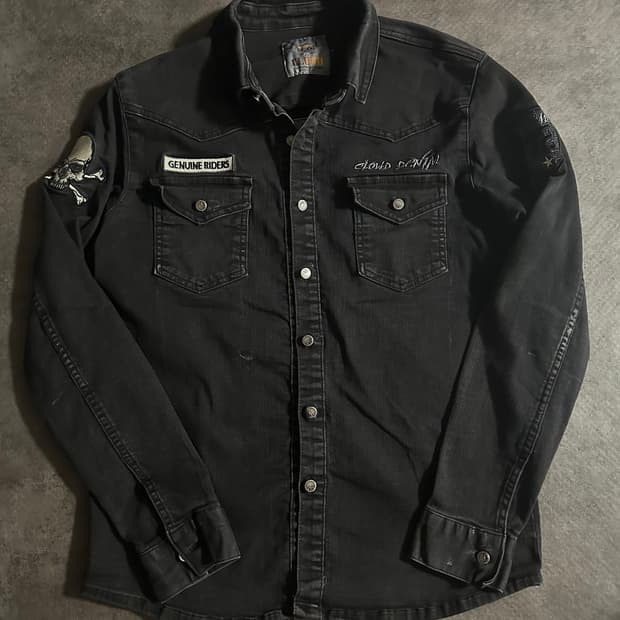 블랙 데님 스컬 패치 셔츠