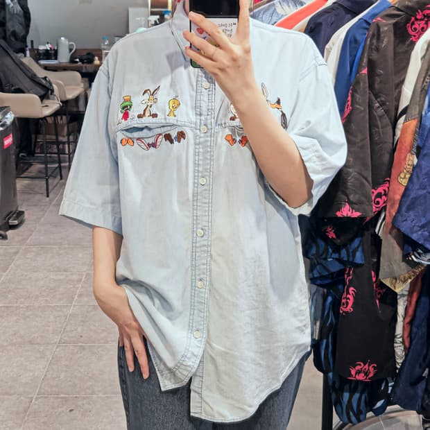 [NO.9] 워너브로스 루니툰 라이트 데님 반팔 셔츠