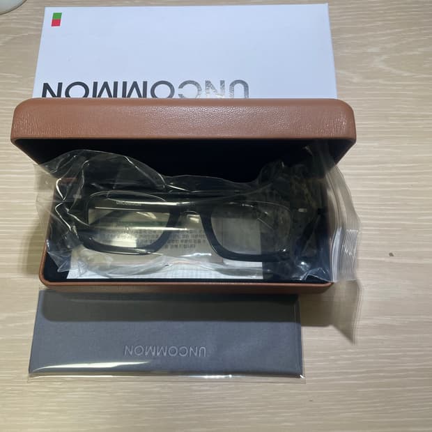 언커먼 아이웨어 buck 새제품