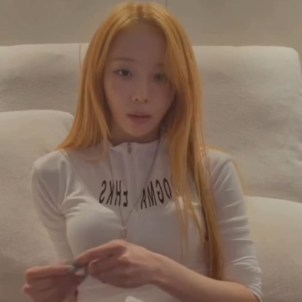 도그마엑스 HALF ZIP-UP TOP WHITE 