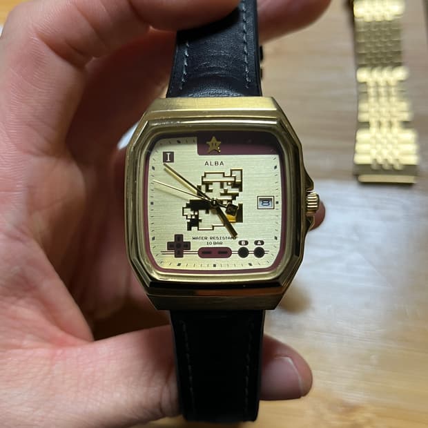 세이코 알바 슈퍼마리오 콜라보 시계 팝니다.