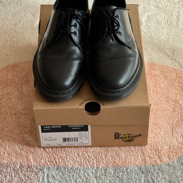 (270) 닥터마틴 1461 모노 스무스 블랙 3홀