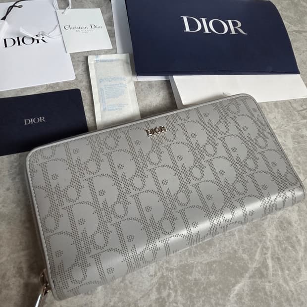 [정품] 디올 갤럭시 오블리크 지퍼돌이 장지갑