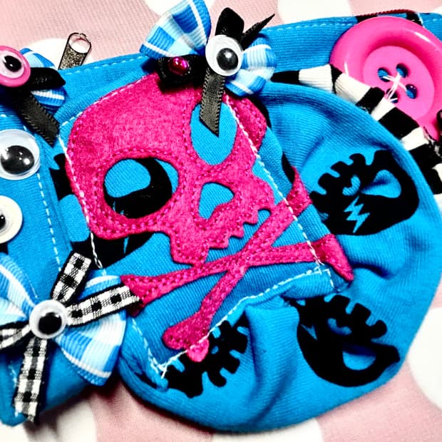 ･:*+. 핸드메이드 리폼 emo 펑크 해골 눈알 단추 파우치 필통