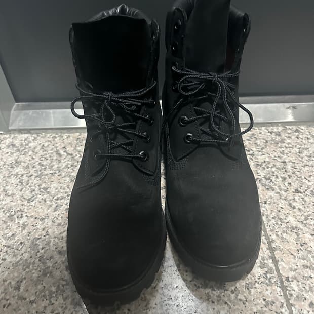 팀버랜드 6인치 프리미엄 워터프루프 부츠 - 블랙 누벅