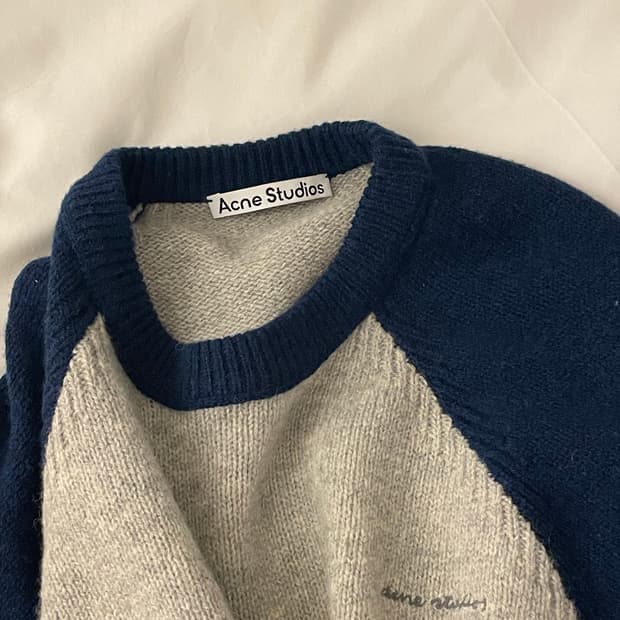 Acne stusdios Raglan Crewneck Sweater