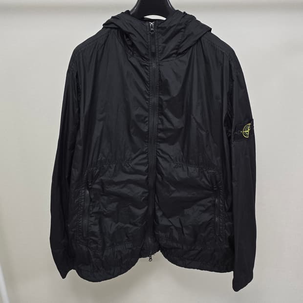 23ss 스톤아일랜드 크링클랩스 바람막이 자켓 xxl사이즈 110 판매