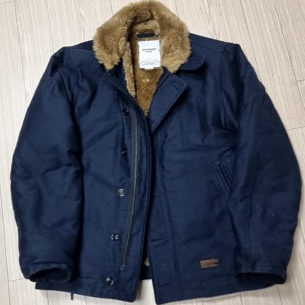 에스피오나지 N1 덱 자켓 네이비 퍼 카라(105)