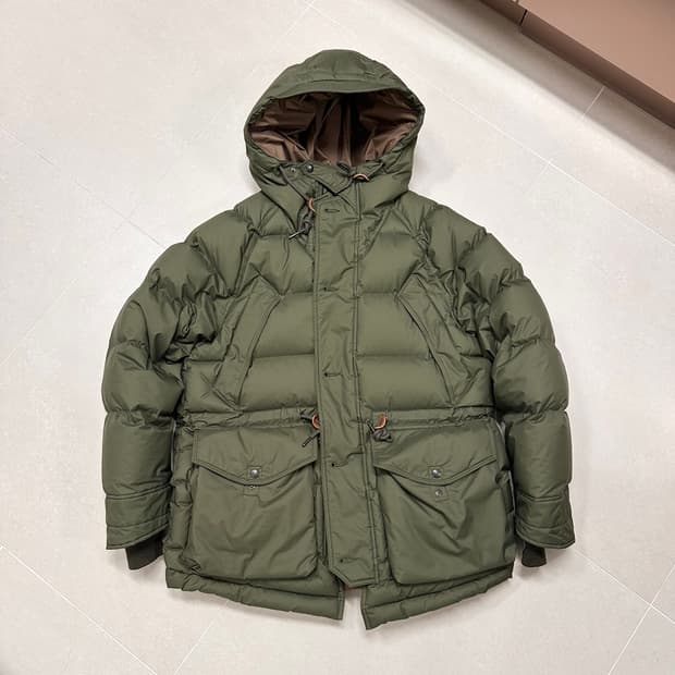 이스트로그 유틸리티 파카 올리브 L