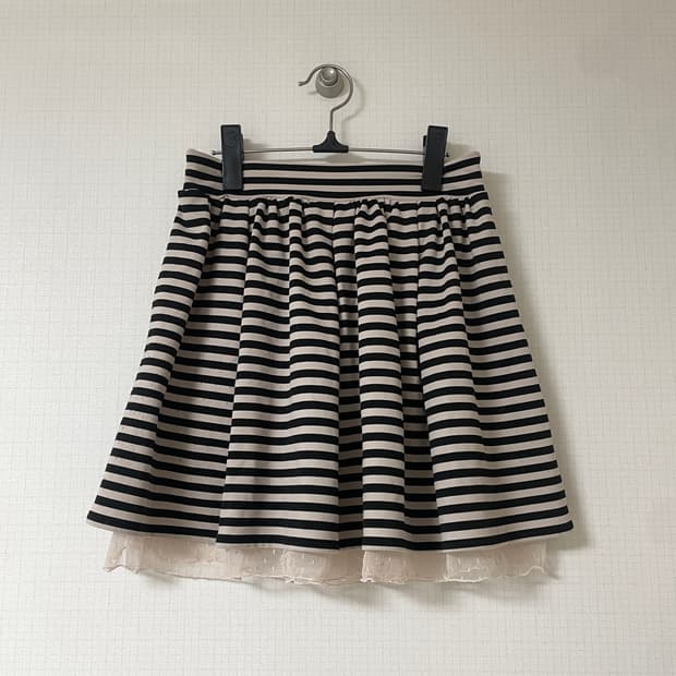 빈티지 스트라이프 스커트 레이스 플리츠 레이어드 라떼갸루 