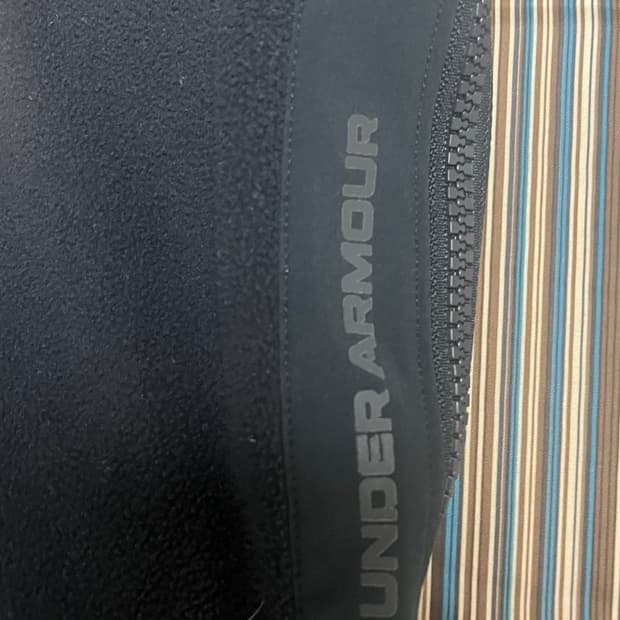 언더아머 후드집업 l사이즈