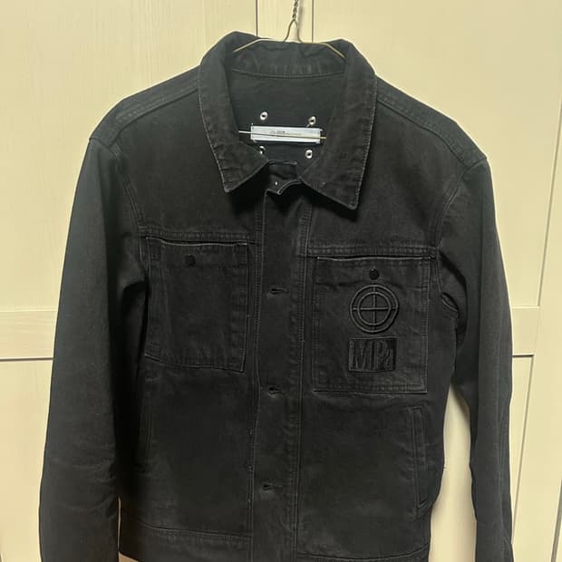 플라스틱 프로덕트 데님자켓