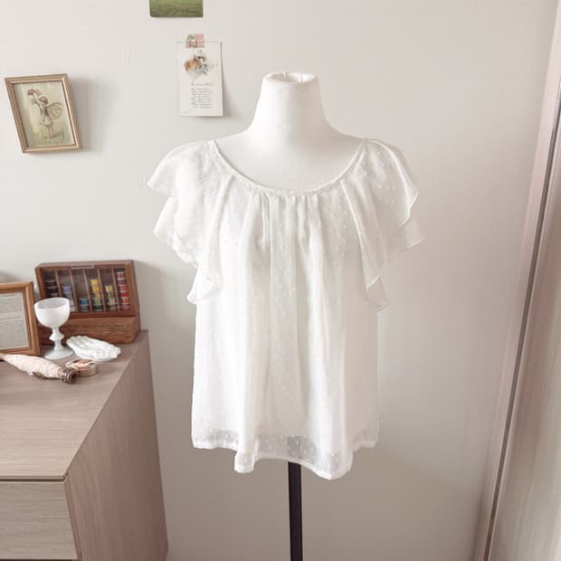 화이트 도트 블라우스