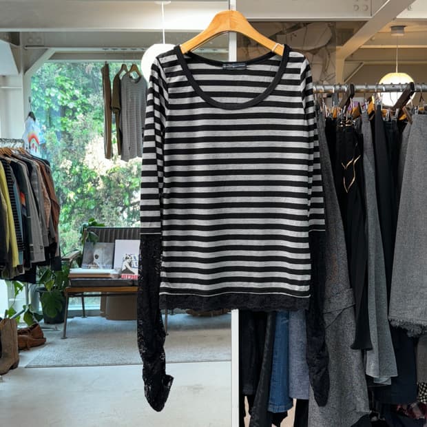 Mingon 레이스 레이어드 스트라이프 롱슬리브