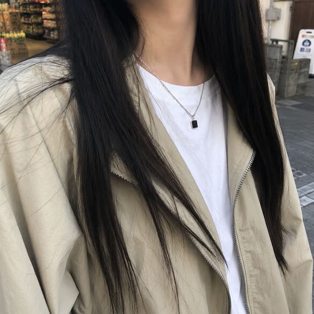 미니 블랙 스퀘어 캐주얼 목걸이