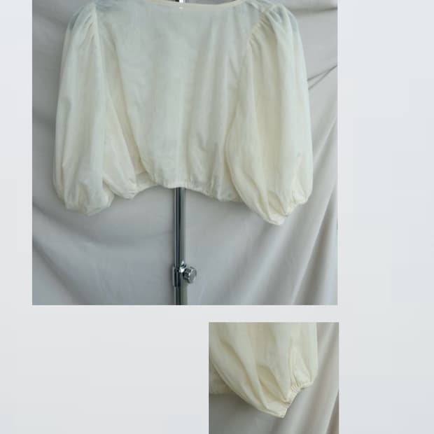 White Puff Blouse 화이트 퍼프 블라우스