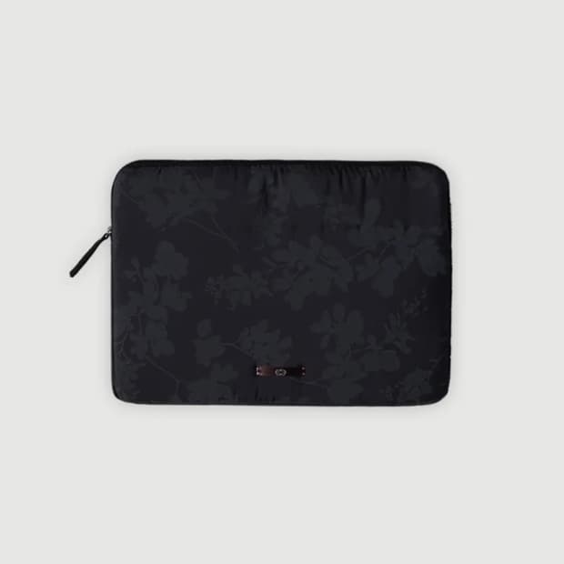 콜로신스 스퀘어 노트북 파우치 Dark Navy Orchid