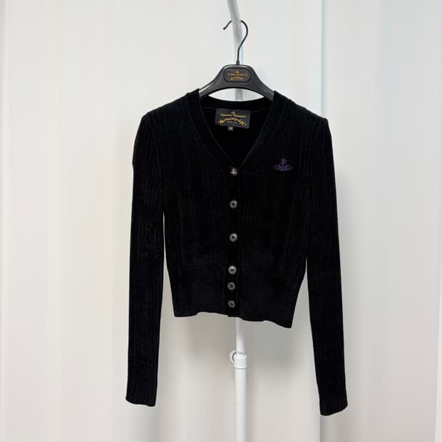 비비안웨스트우드 슬림핏 골지 가디건-블랙