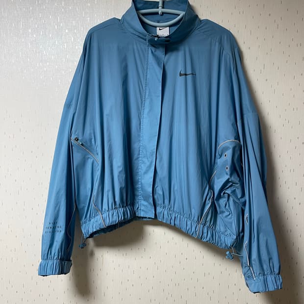 나이키 우먼스 바람막이 런디비전 블루스카이 DQ5957-424 