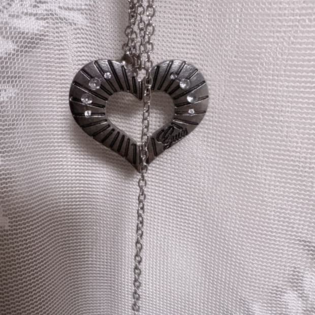 갸루 게스 스프라이트 지브라느낌 하트 목걸이 💟💅