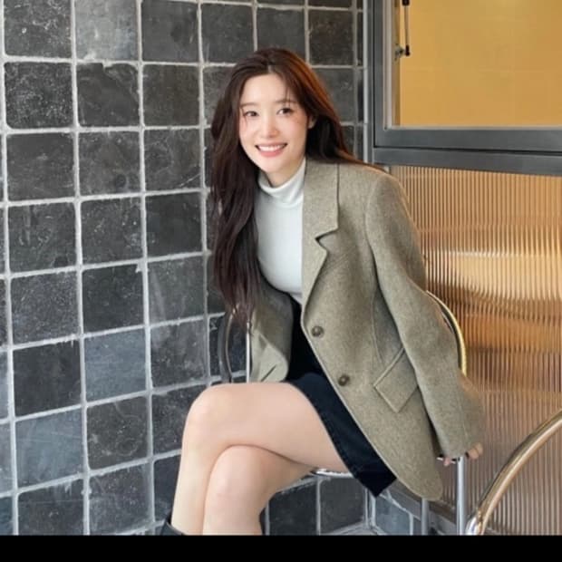 온앤온 정채연 자켓