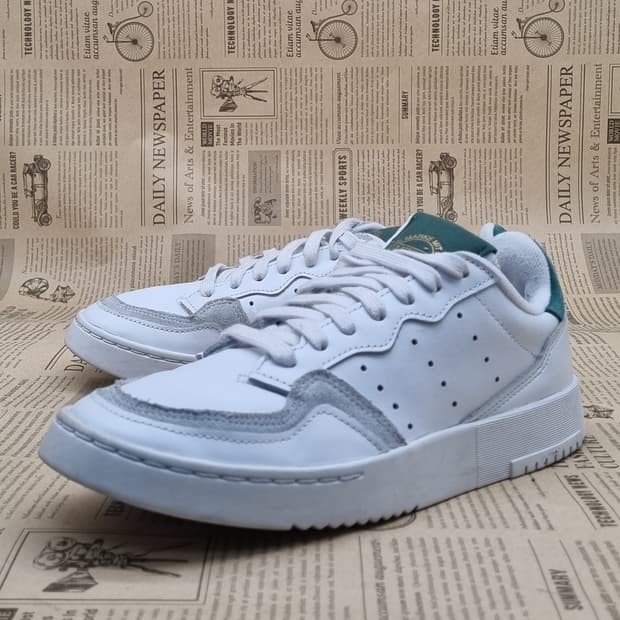 아디다스 슈퍼코트 운동화245