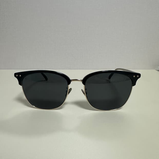 보테가베네타 선글라스 판매합니다