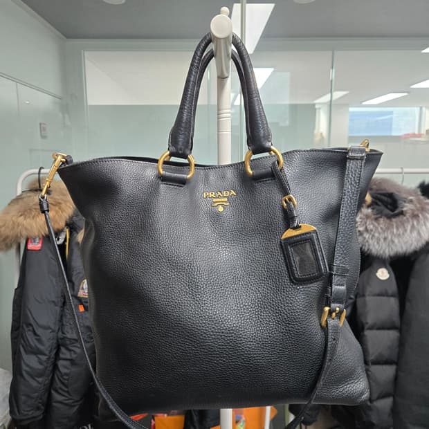 [특가][정품] 프라다 가죽 토트 숄더백
