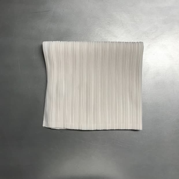 이세이 미야케 플리츠 플리즈 넥워머