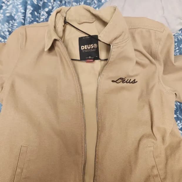 데우스 엑스 마키나 OFR자켓 토바코