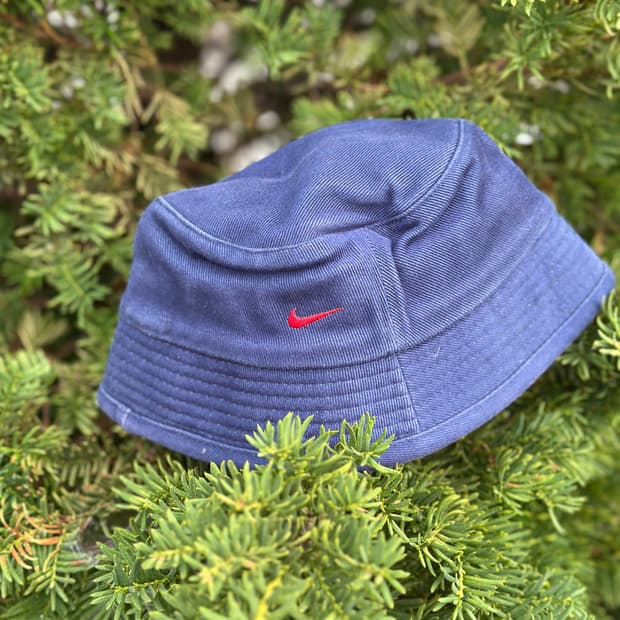 (새상품) 00s NIKE 나이키 로고 버킷햇 모자 네이비