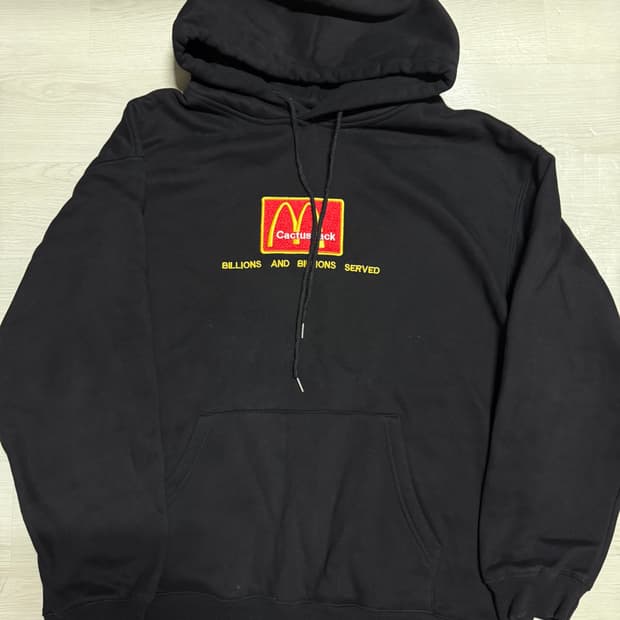 트래비스 스캇 x 맥도날드 후드티 xl