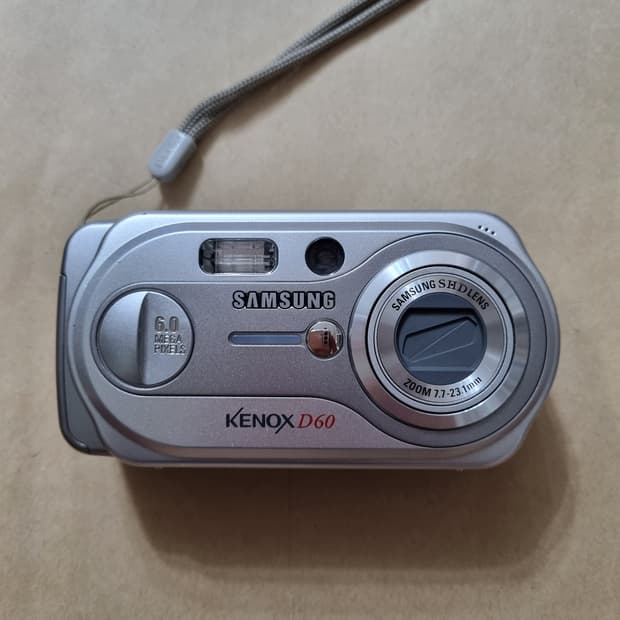 삼성 케녹스 D60 디지털 카메라
