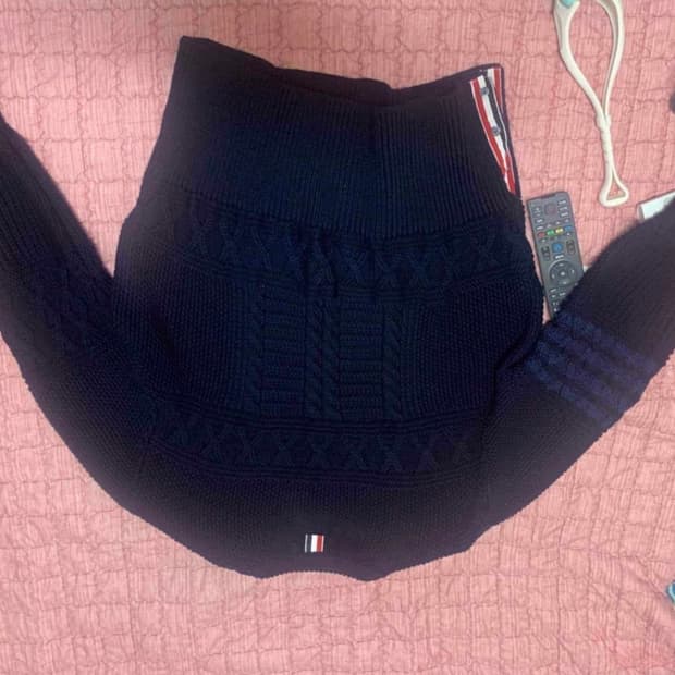 톰브라운 니트 5사이즈