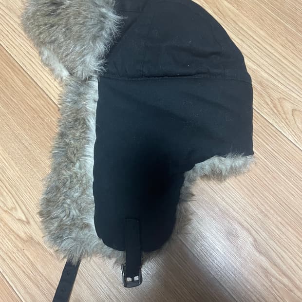 칼하트 페닌슐라 트루퍼햇 군밤모자