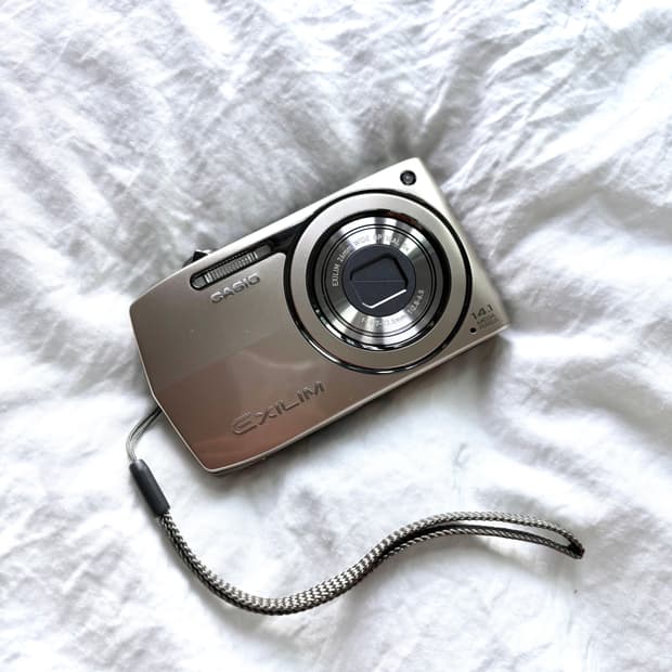 【거의 새것】카시오 엑슬림 z2300 casio exilim