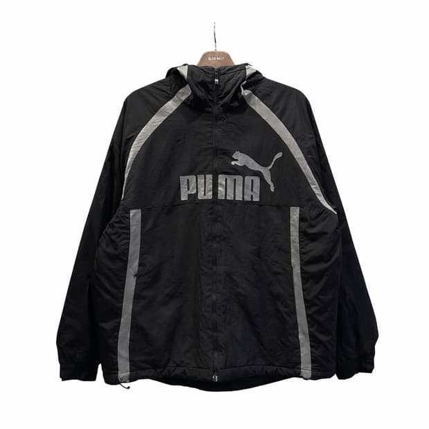 PUMA 퓨마 00s 패디드 퍼포먼스 자켓 빅로고 패널 디테일 차콜