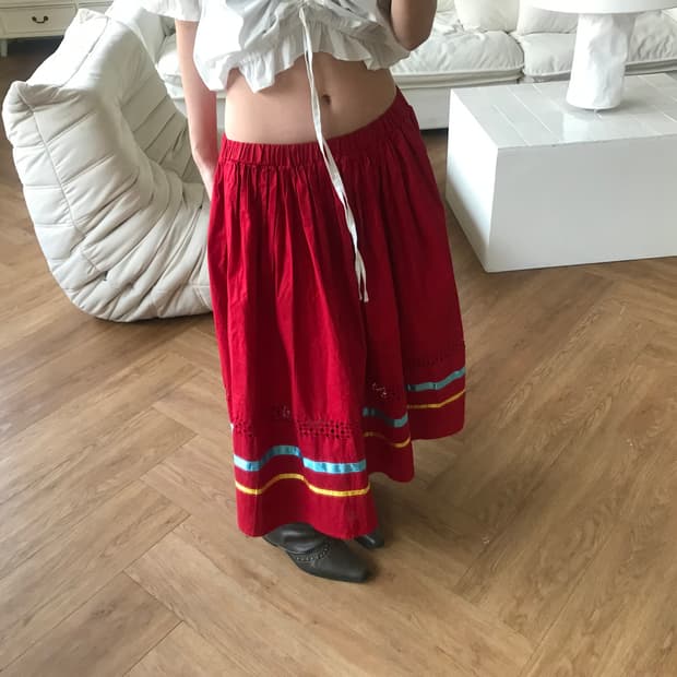 vintage red skirt