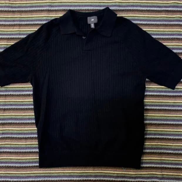 H&M 블랙 반팔 니트