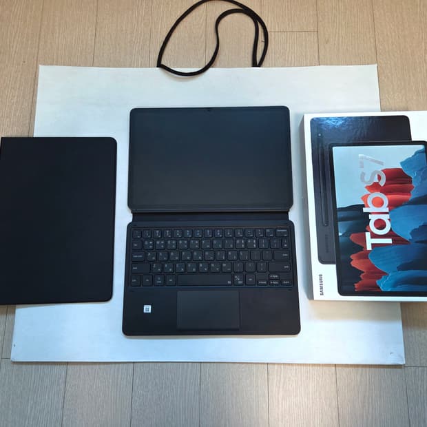 갤럭시탭 S7 Cellular LTE + wifi 128g 정품키보드