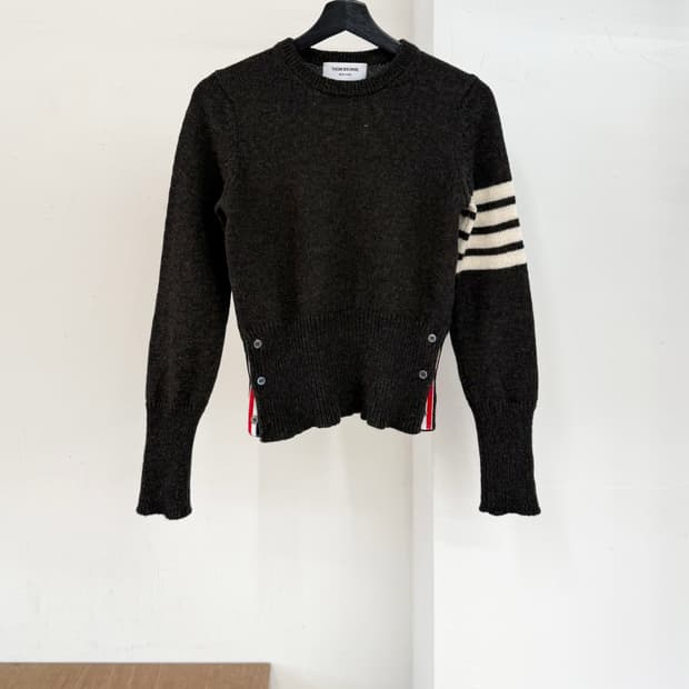 톰 브라운 다크 그린 울 크루넥 스웨터