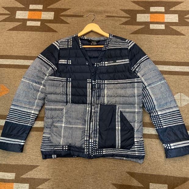 노스페이스 구스다운 경량패딩 L