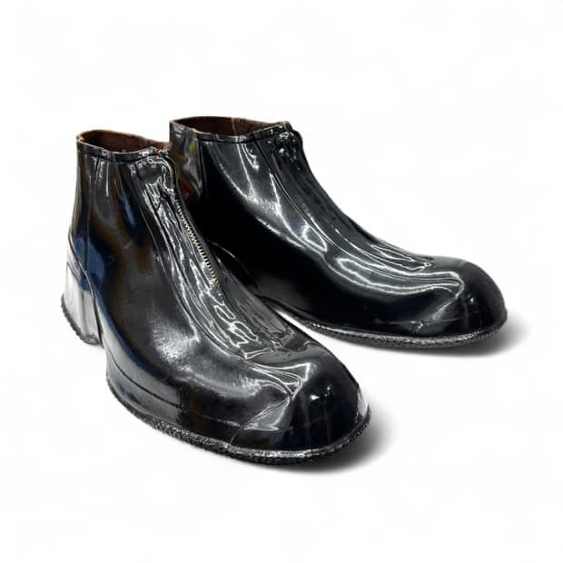 Military overshoe derby