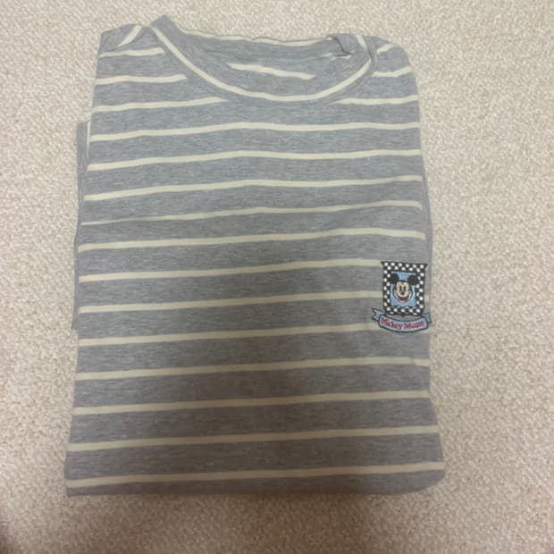 베네통 스트라이프 라운드 반팔티셔츠 100